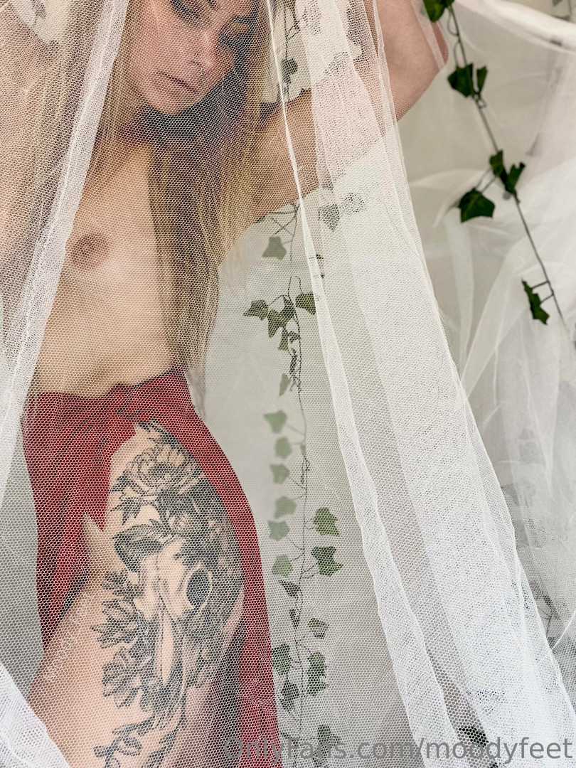 Photo by moodyfeet published on August 20,2023 04:36:02 - BestThots