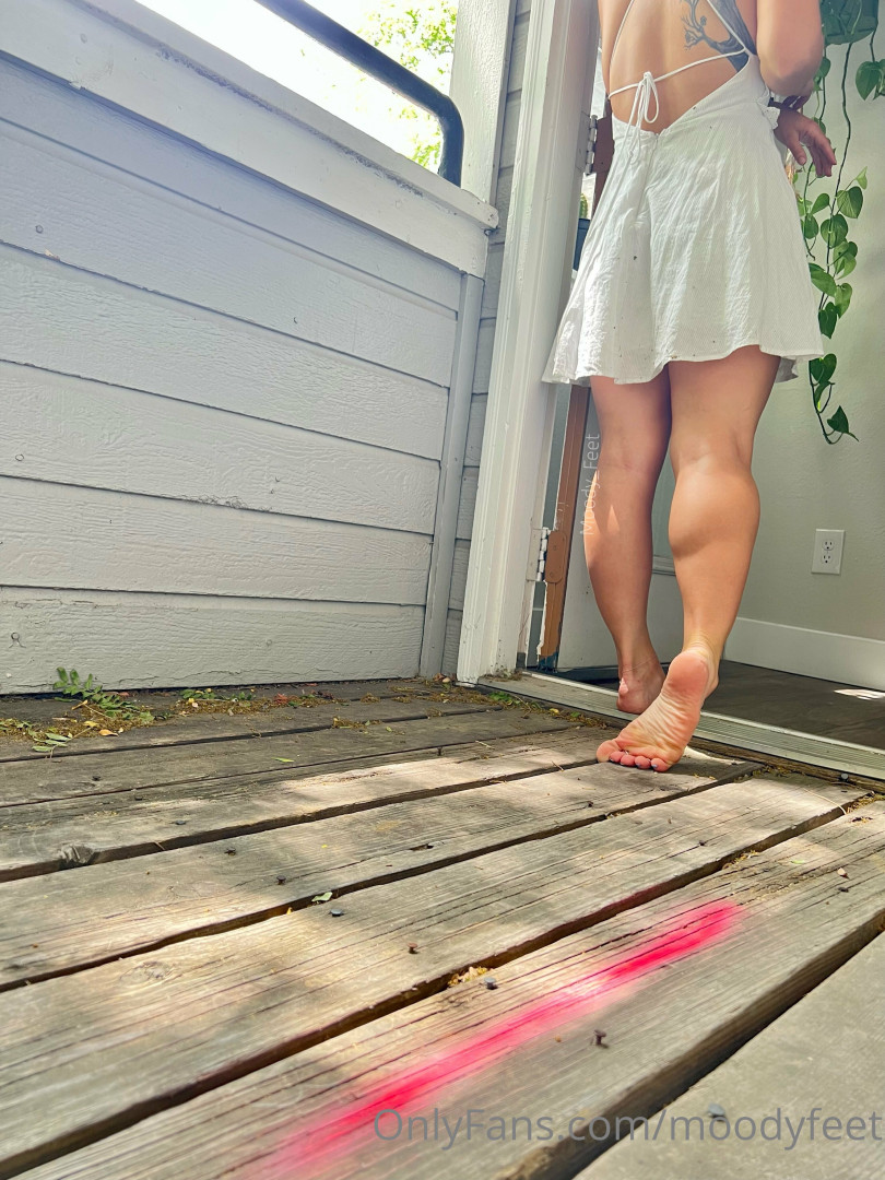 Photo by moodyfeet published on August 20,2023 07:42:52 - BestThots