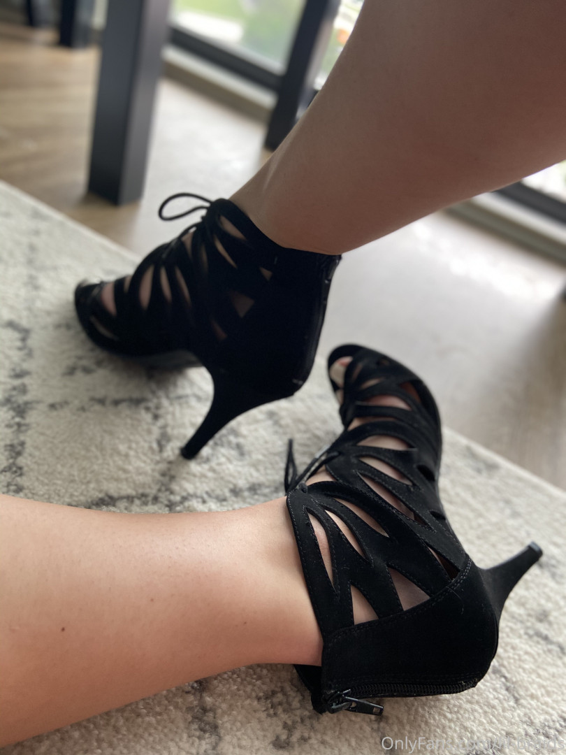 Photo by lil-braids published on August 27,2023 00:28:25 - BestThots