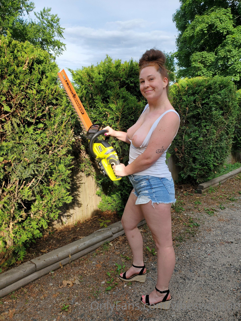 Photo by vibeswithtori published on May 12,2023 19:56:45 - BestThots