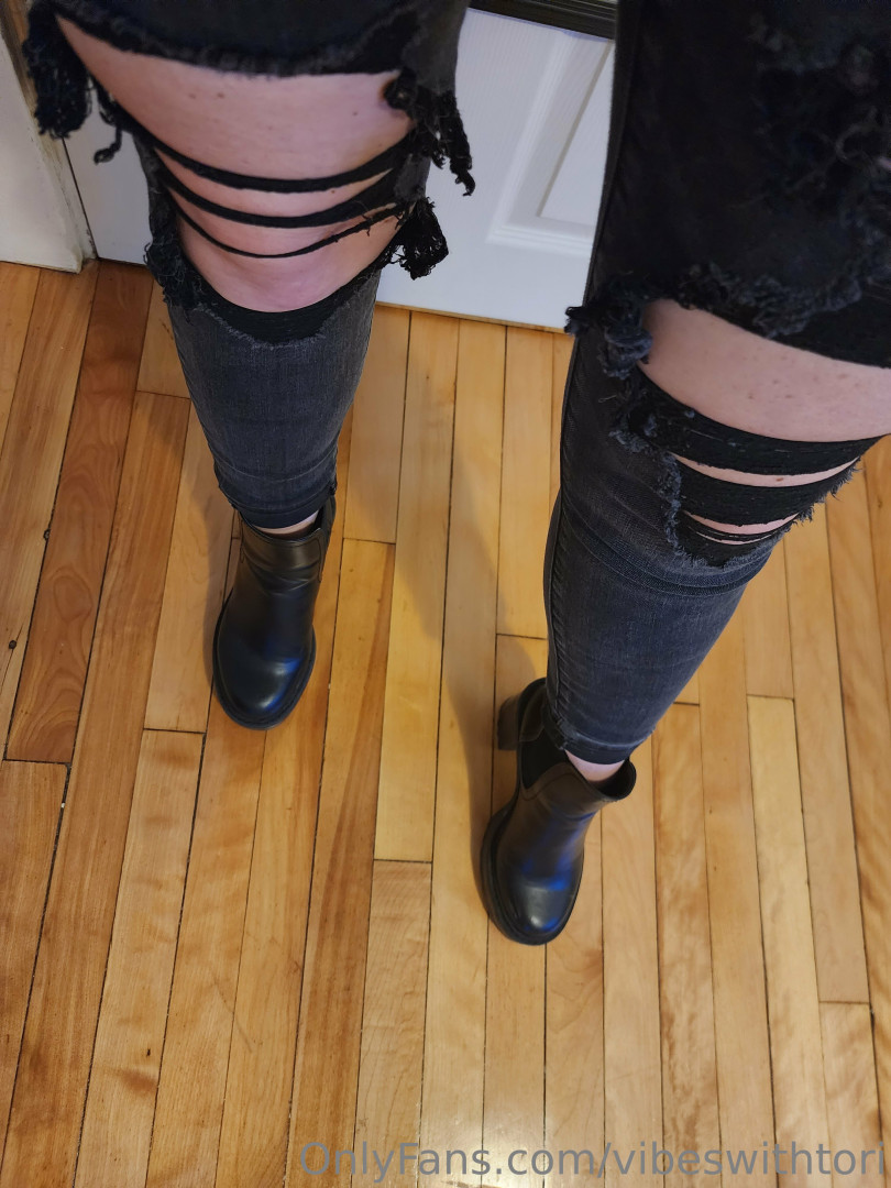 Photo by vibeswithtori published on May 12,2023 19:56:49 - BestThots