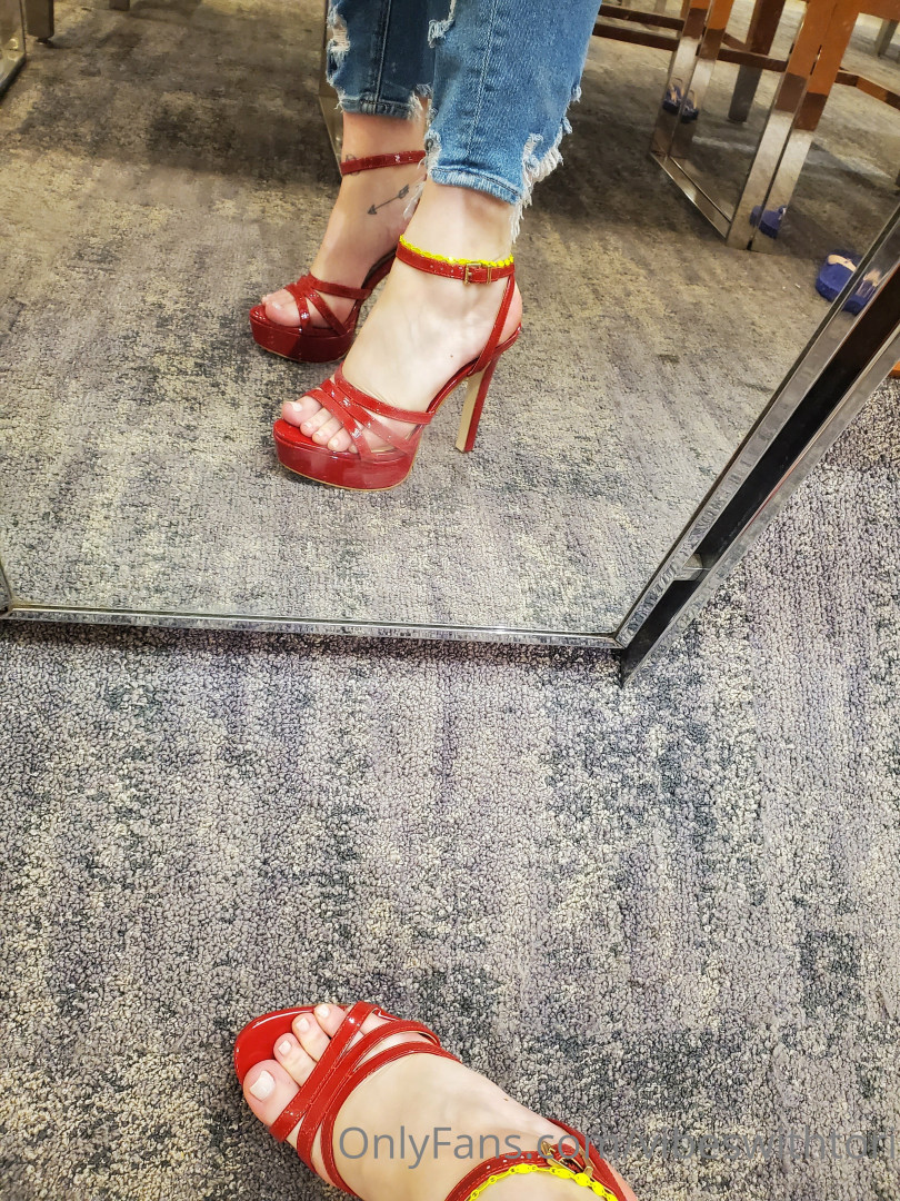 Photo by vibeswithtori published on May 12,2023 20:01:43 - BestThots