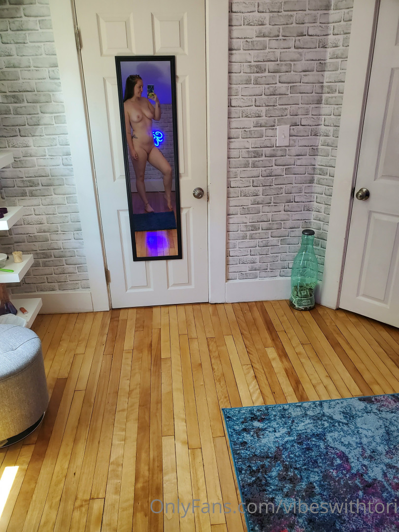 Photo by vibeswithtori published on May 12,2023 20:04:31 - BestThots