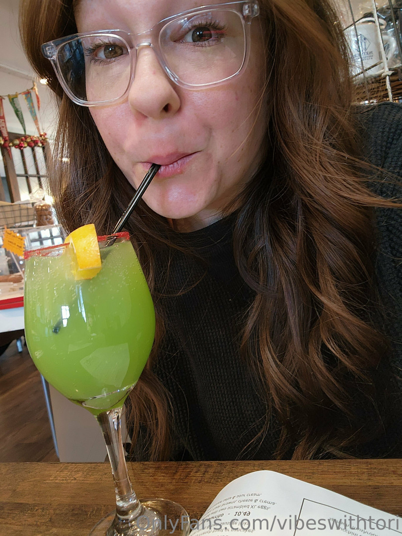 Photo by vibeswithtori published on May 12,2023 20:06:19 - BestThots