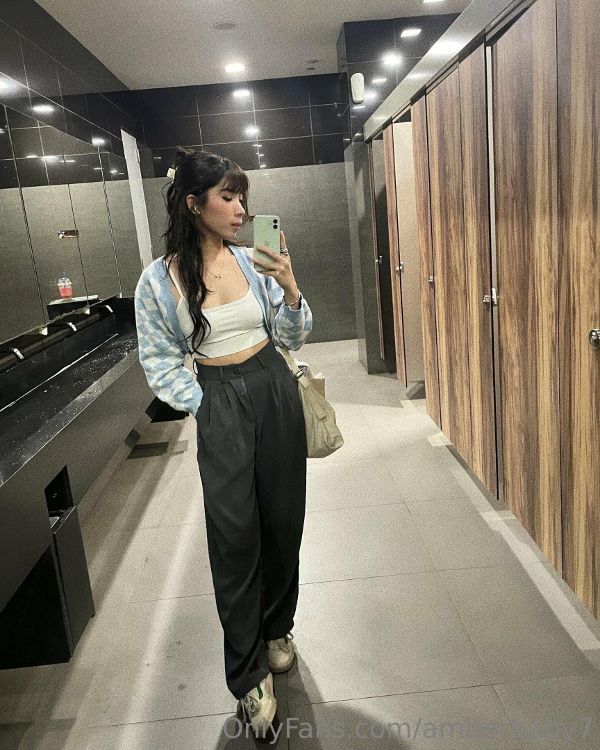 Photo by amberbaby7 published on November 20,2023 08:17:09 - BestThots