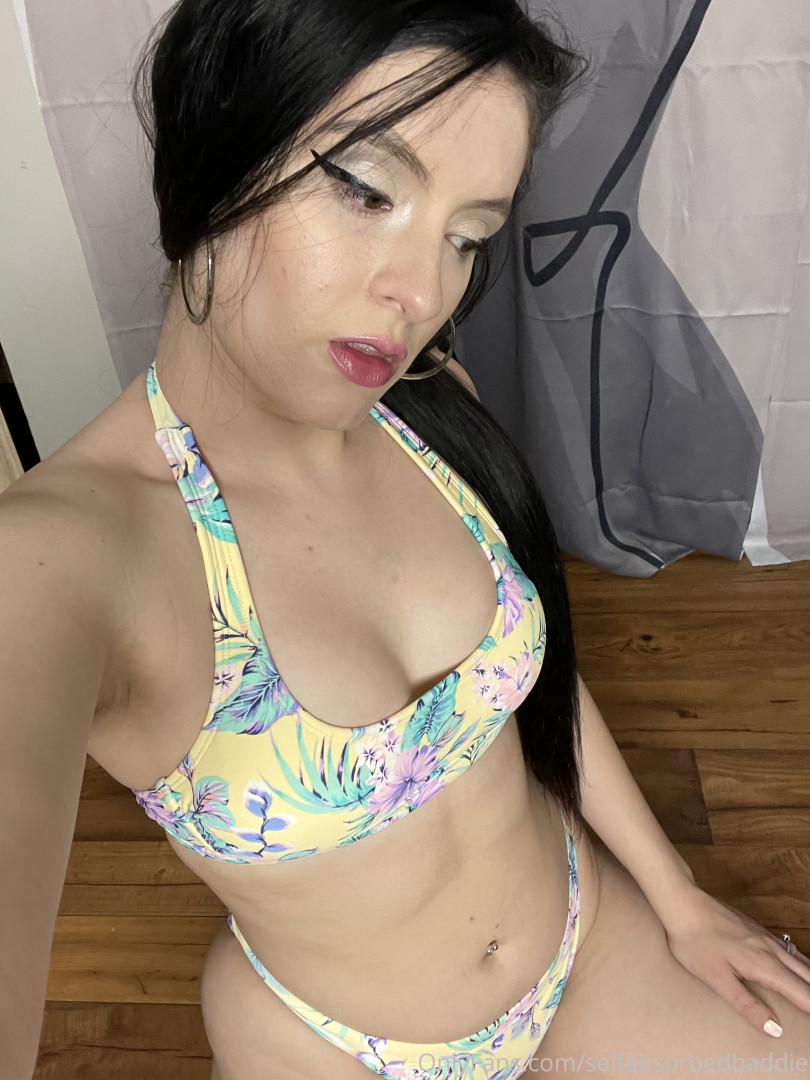 Photo by selfabsorbedbaddie published on October 12,2023 18:14:19 - BestThots
