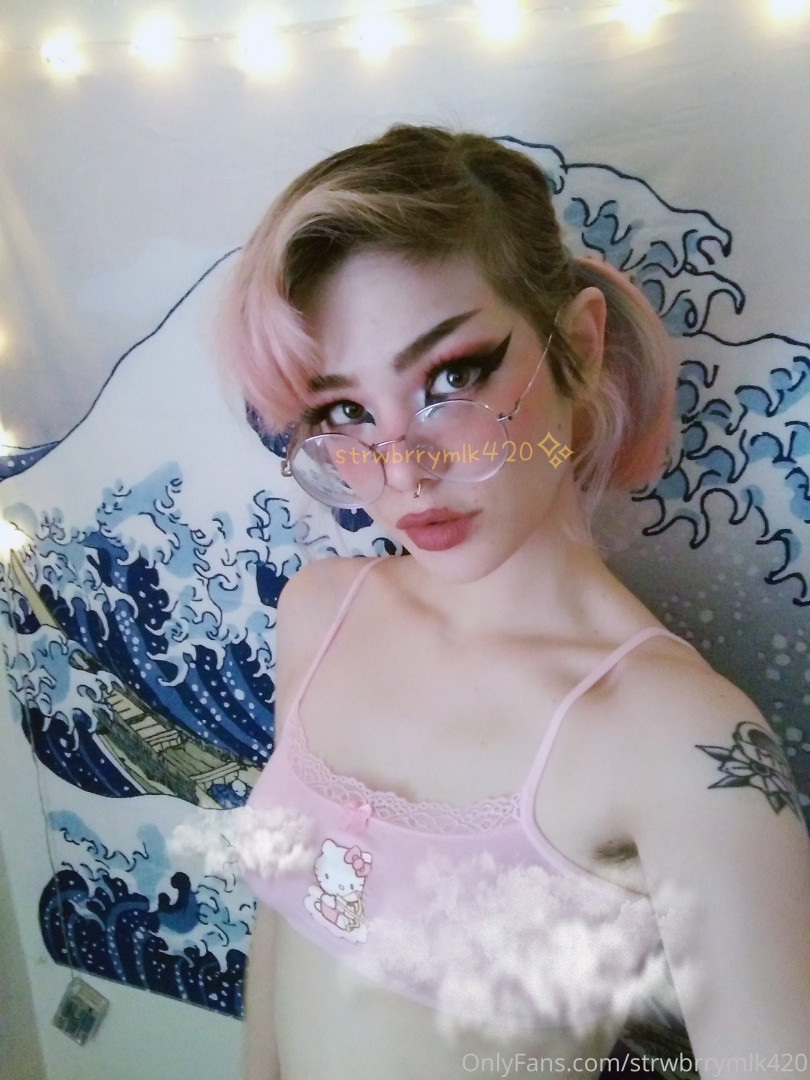 Photo by strwbrrymlk420 published on June 13,2023 11:15:04 - BestThots