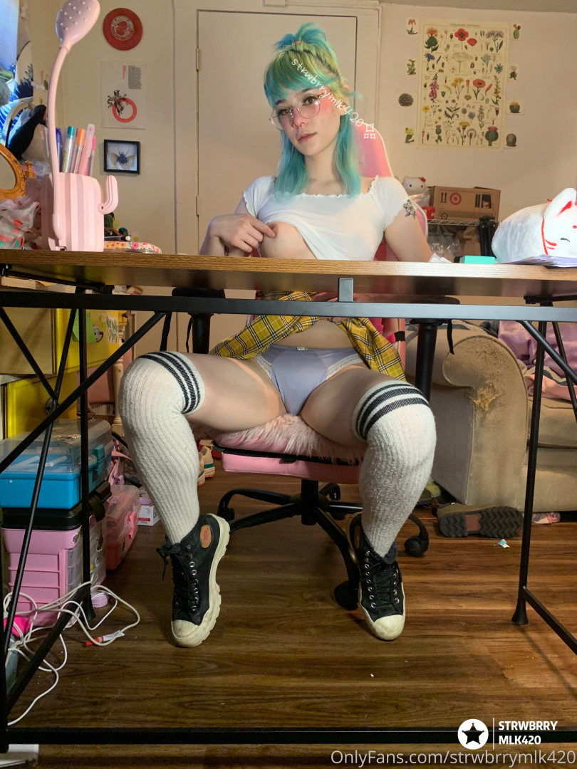 Photo by strwbrrymlk420 published on June 13,2023 11:17:06 - BestThots
