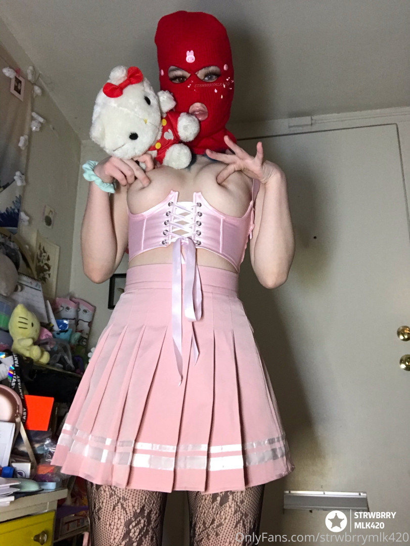 Photo by strwbrrymlk420 published on June 13,2023 11:19:03 - BestThots