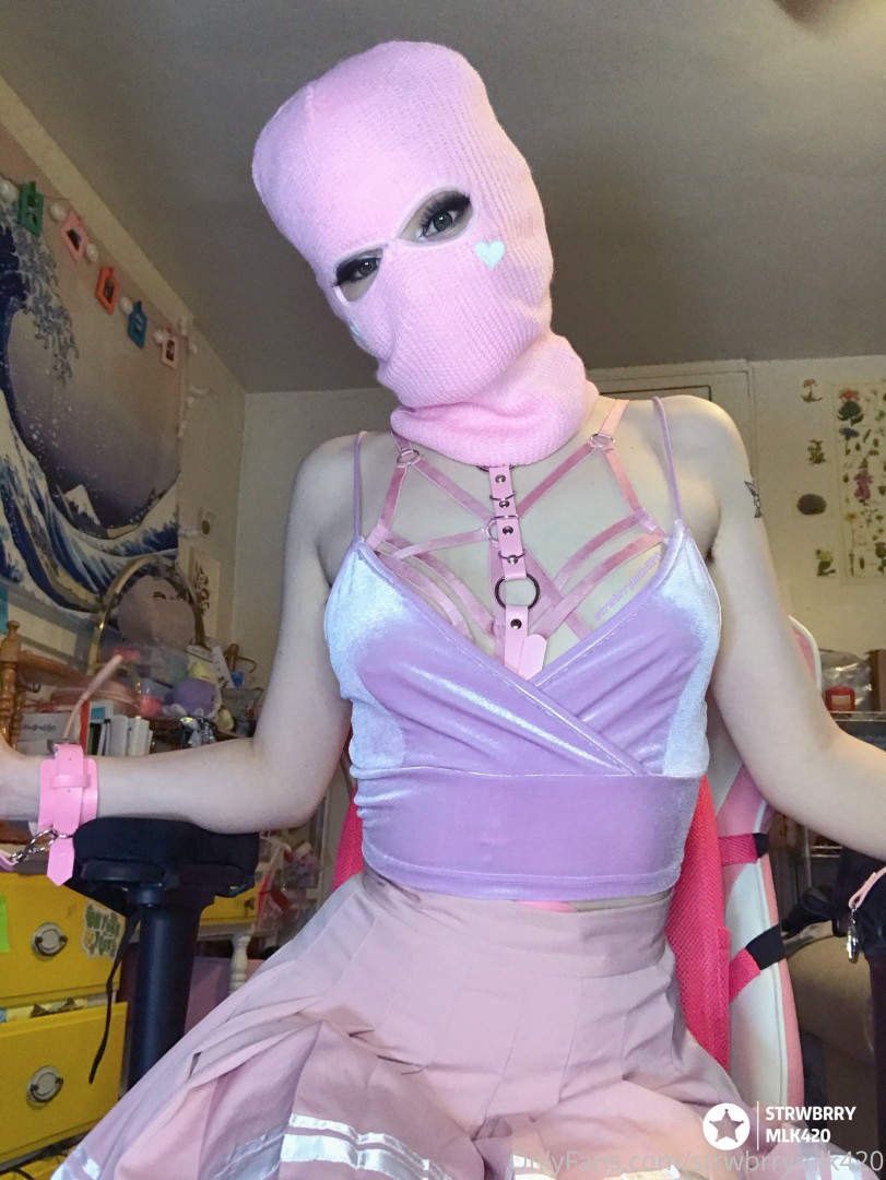 Photo by strwbrrymlk420 published on June 13,2023 11:20:29 - BestThots