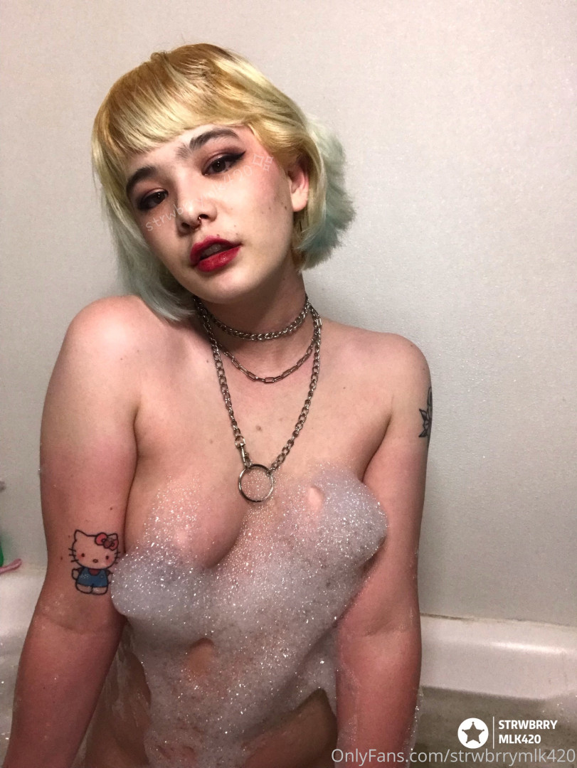 Photo by strwbrrymlk420 published on June 13,2023 11:20:49 - BestThots