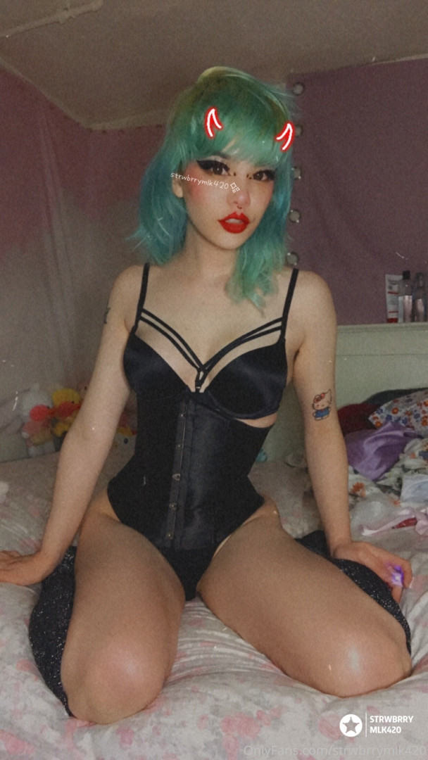 Photo by strwbrrymlk420 published on June 13,2023 11:22:36 - BestThots