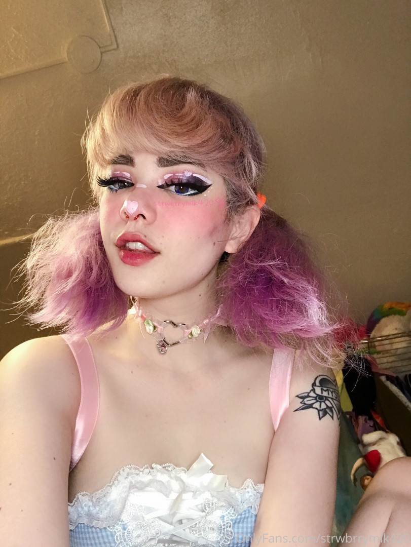 Photo by strwbrrymlk420 published on June 13,2023 11:22:56 - BestThots