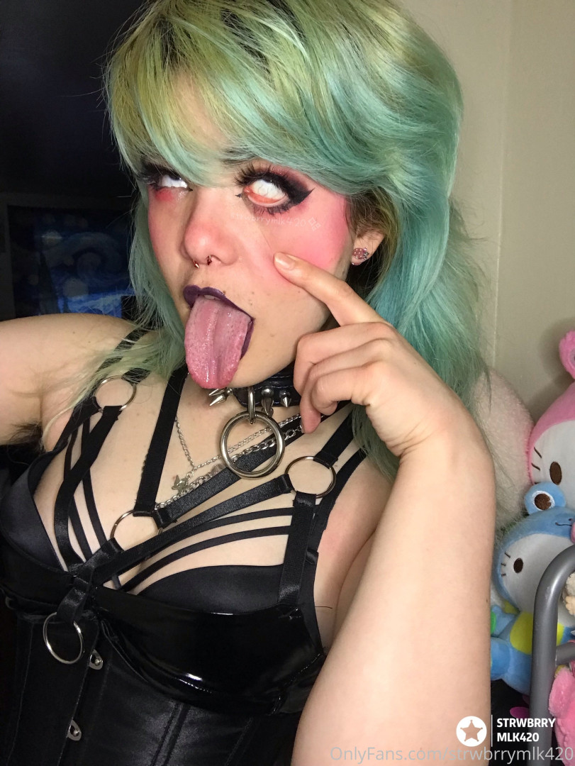 Photo by strwbrrymlk420 published on June 13,2023 11:28:54 - BestThots