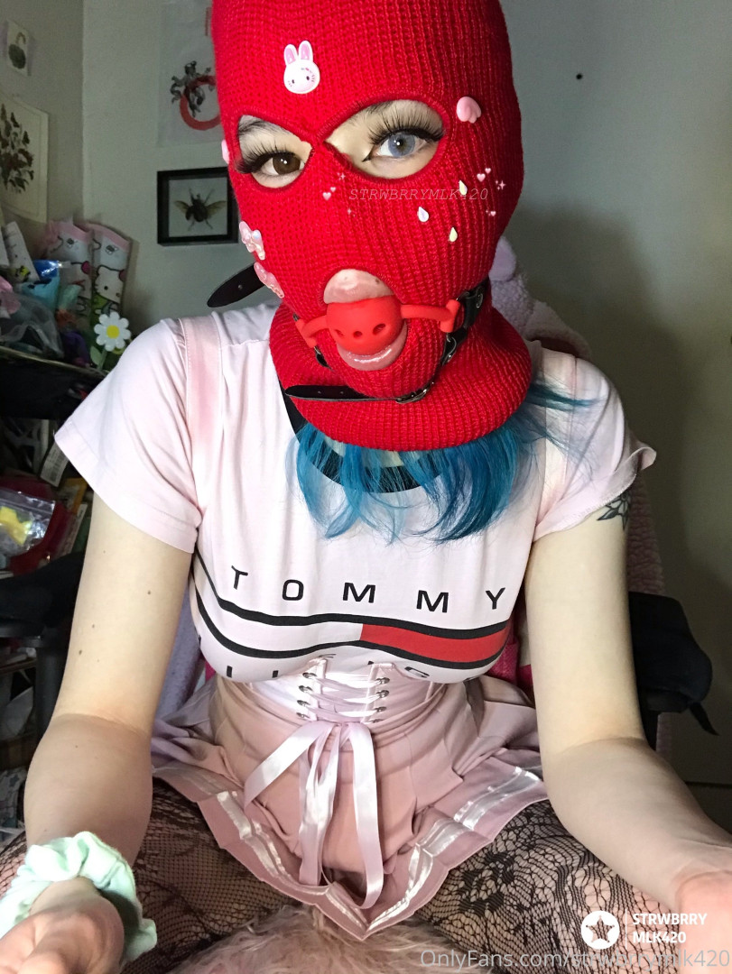 Photo by strwbrrymlk420 published on June 13,2023 11:31:31 - BestThots