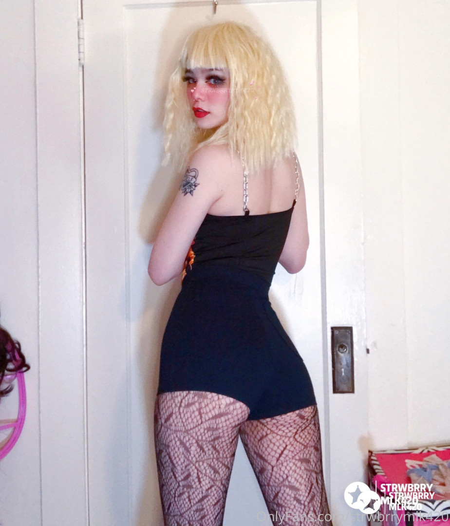 Photo by strwbrrymlk420 published on June 13,2023 11:32:51 - BestThots