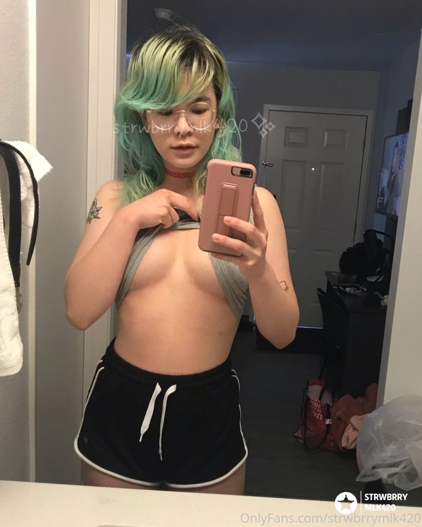 Photo by strwbrrymlk420 published on June 13,2023 11:32:58 - BestThots