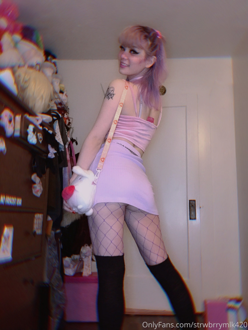 Photo by strwbrrymlk420 published on June 13,2023 11:33:27 - BestThots