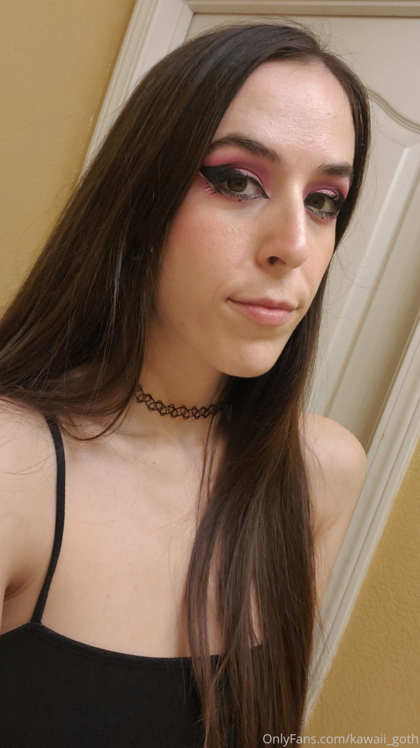 Photo by softgothrin published on May 17,2023 20:32:42 - BestThots