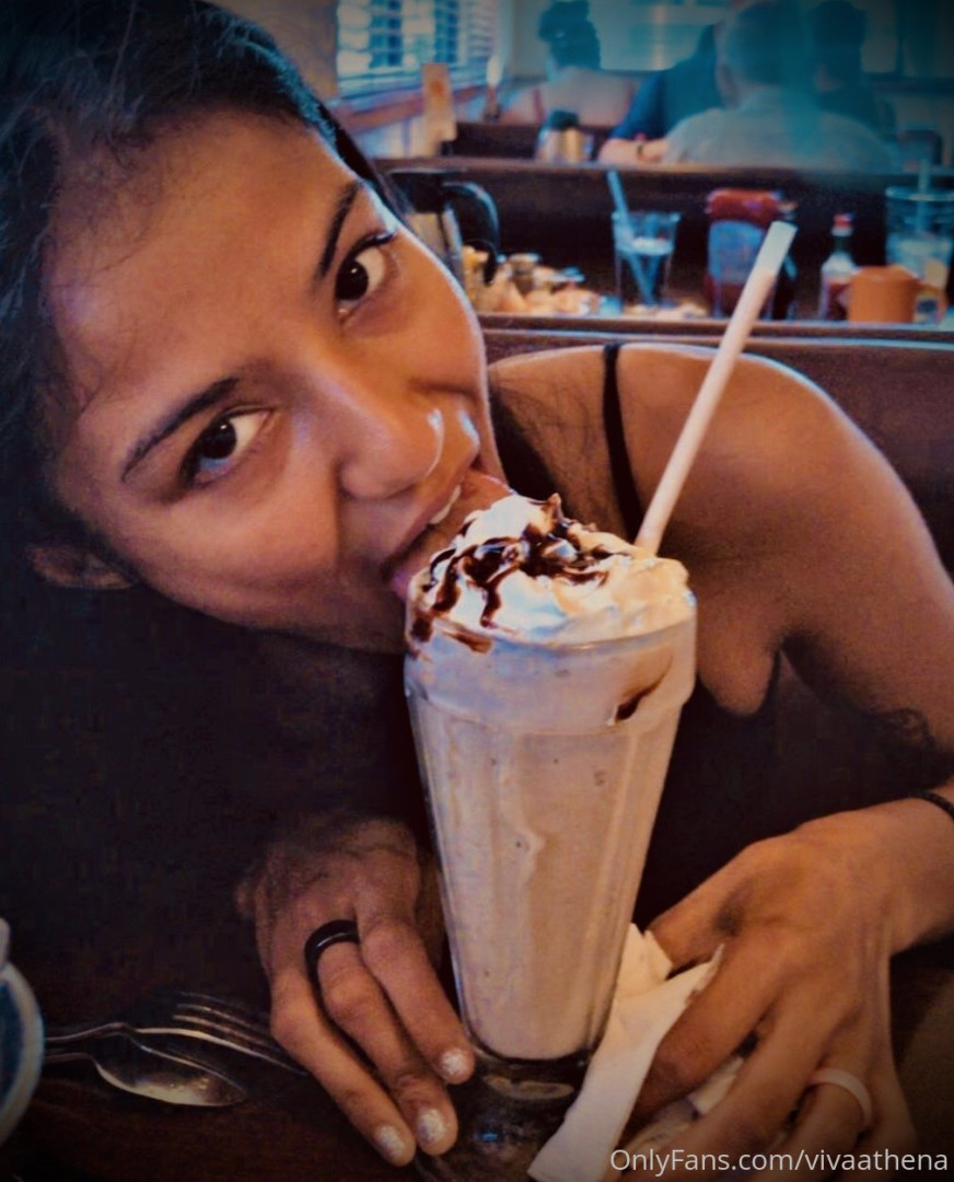 Photo by vivaathena published on October 12,2023 00:33:25 - BestThots