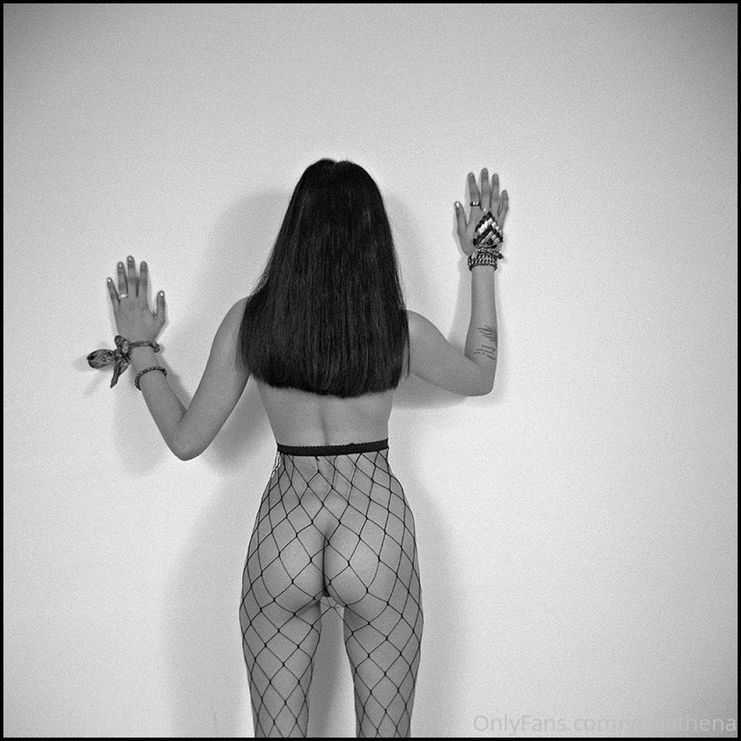 Photo by vivaathena published on October 12,2023 02:44:06 - BestThots