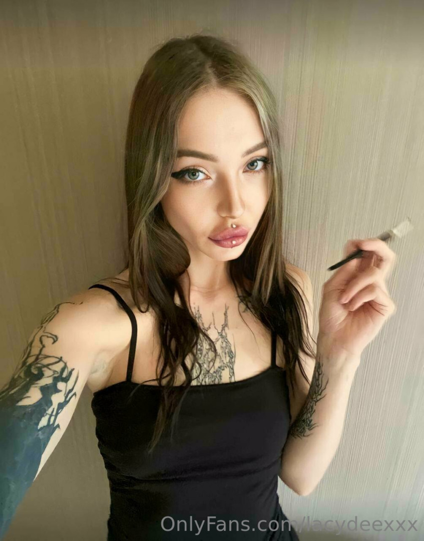 Photo by lacydeexxx published on June 2,2023 04:15:43 - BestThots