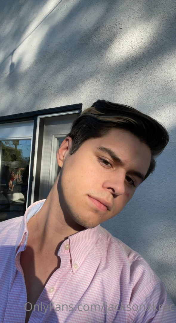 Photo by jacksonxkrec published on October 15,2023 01:30:56 - BestThots