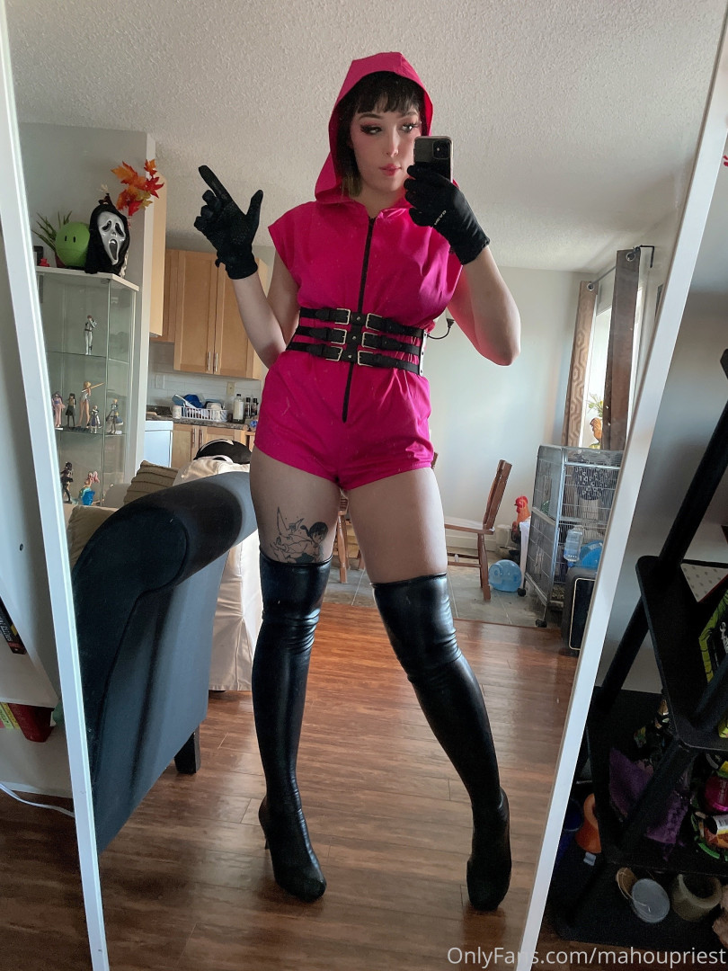 Photo by mahoupriest published on May 22,2023 01:39:08 - BestThots