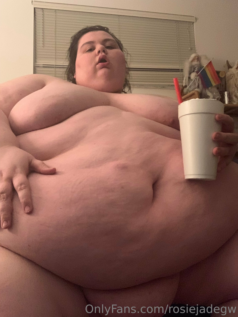 Photo by rosiejadegw published on May 18,2023 17:29:52 - BestThots