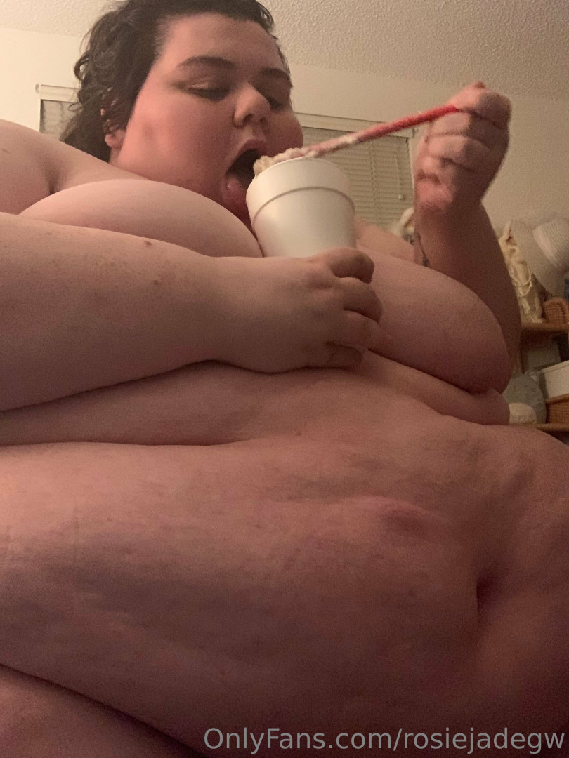 Photo by rosiejadegw published on May 18,2023 17:30:03 - BestThots