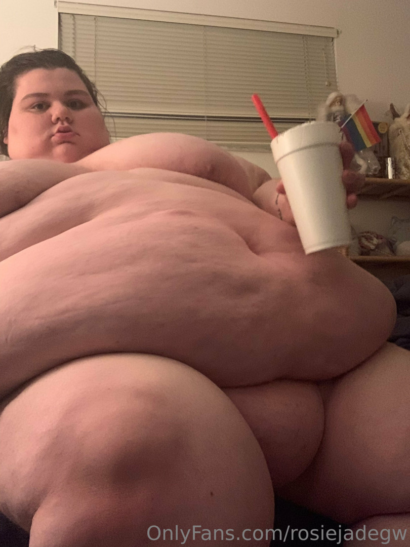 Photo by rosiejadegw published on May 18,2023 17:30:34 - BestThots