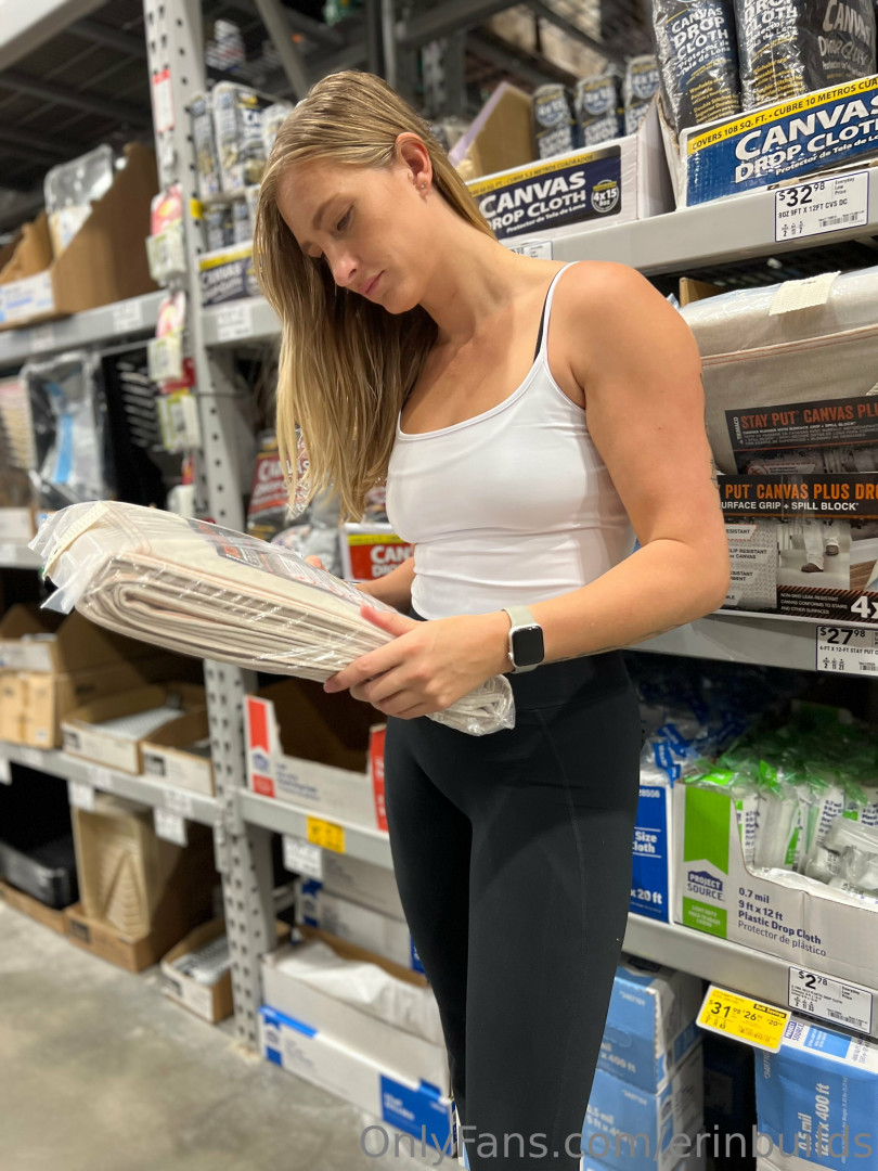 Photo by erinbuilds published on October 16,2023 19:19:23 - BestThots