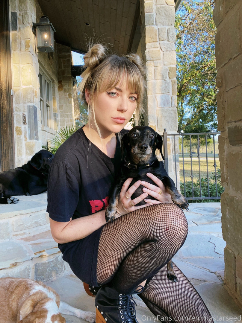 Photo by emmastarseed published on June 10,2023 00:04:45 - BestThots