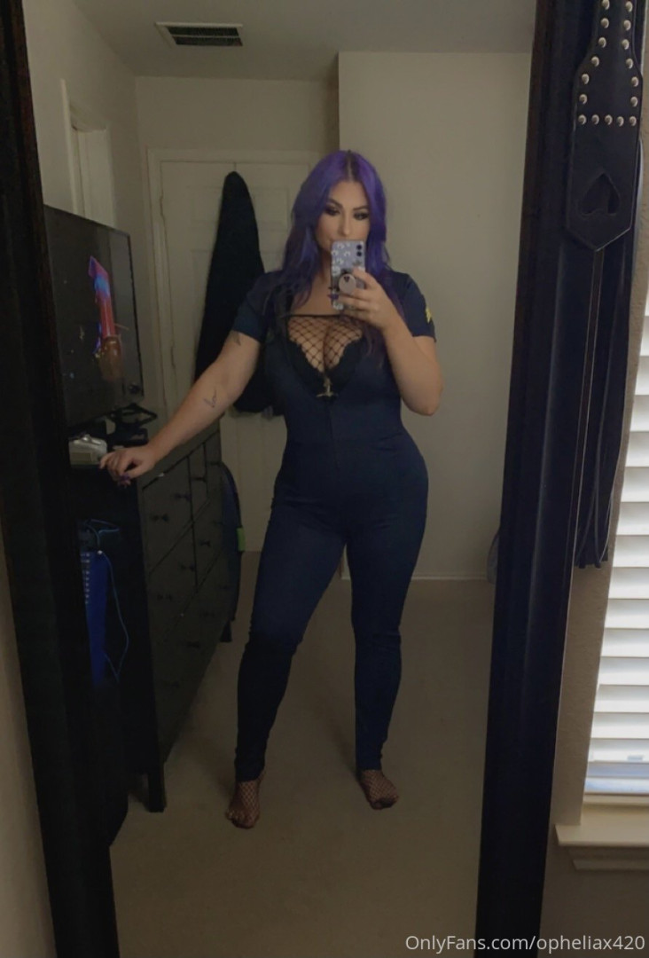 Photo by opheliax420 published on October 13,2023 09:03:47 - BestThots