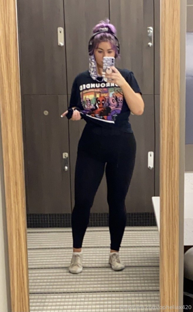 Photo by opheliax420 published on October 13,2023 10:38:08 - BestThots