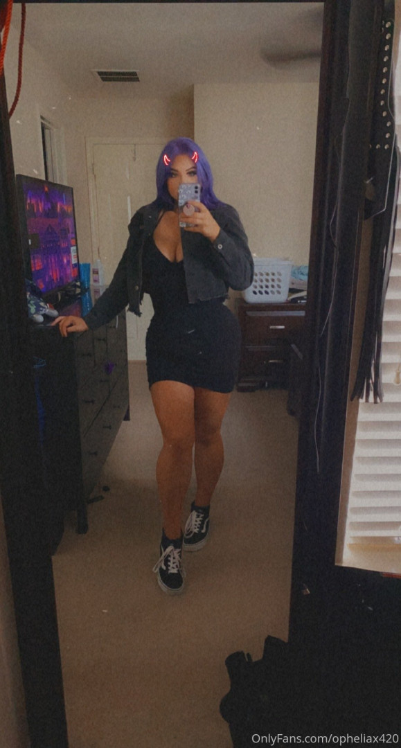Photo by opheliax420 published on October 13,2023 13:59:46 - BestThots
