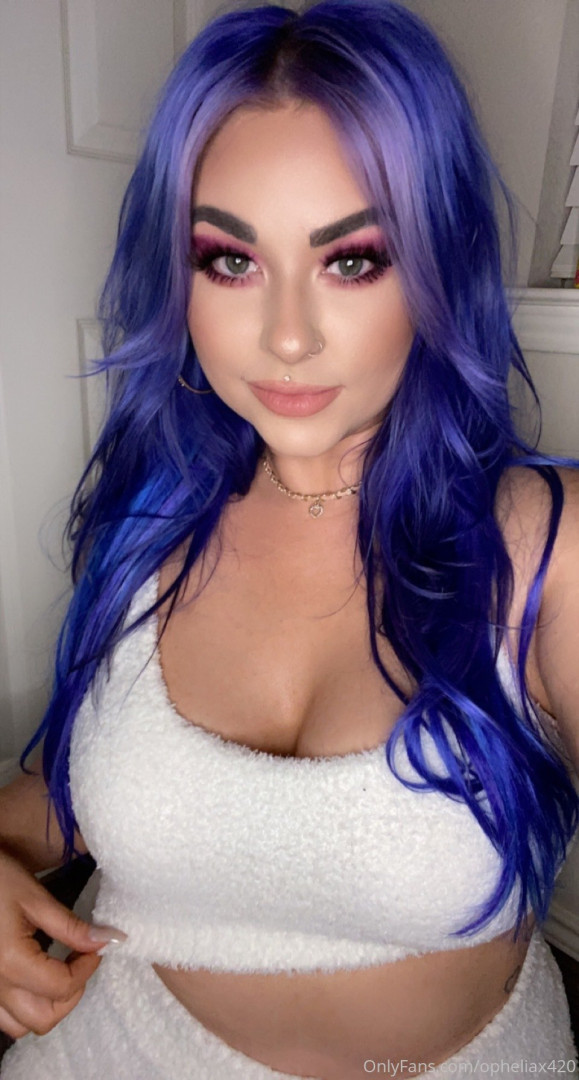 Photo by opheliax420 published on October 13,2023 14:02:43 - BestThots