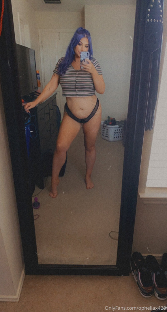 Photo by opheliax420 published on October 13,2023 14:30:23 - BestThots