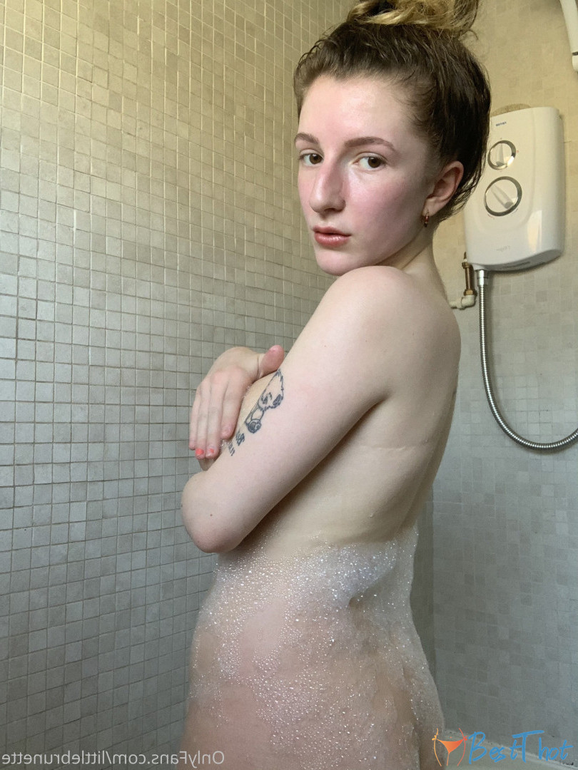 Photo by littlebrunette published on December 20,2024 02:11:34 - BestThots