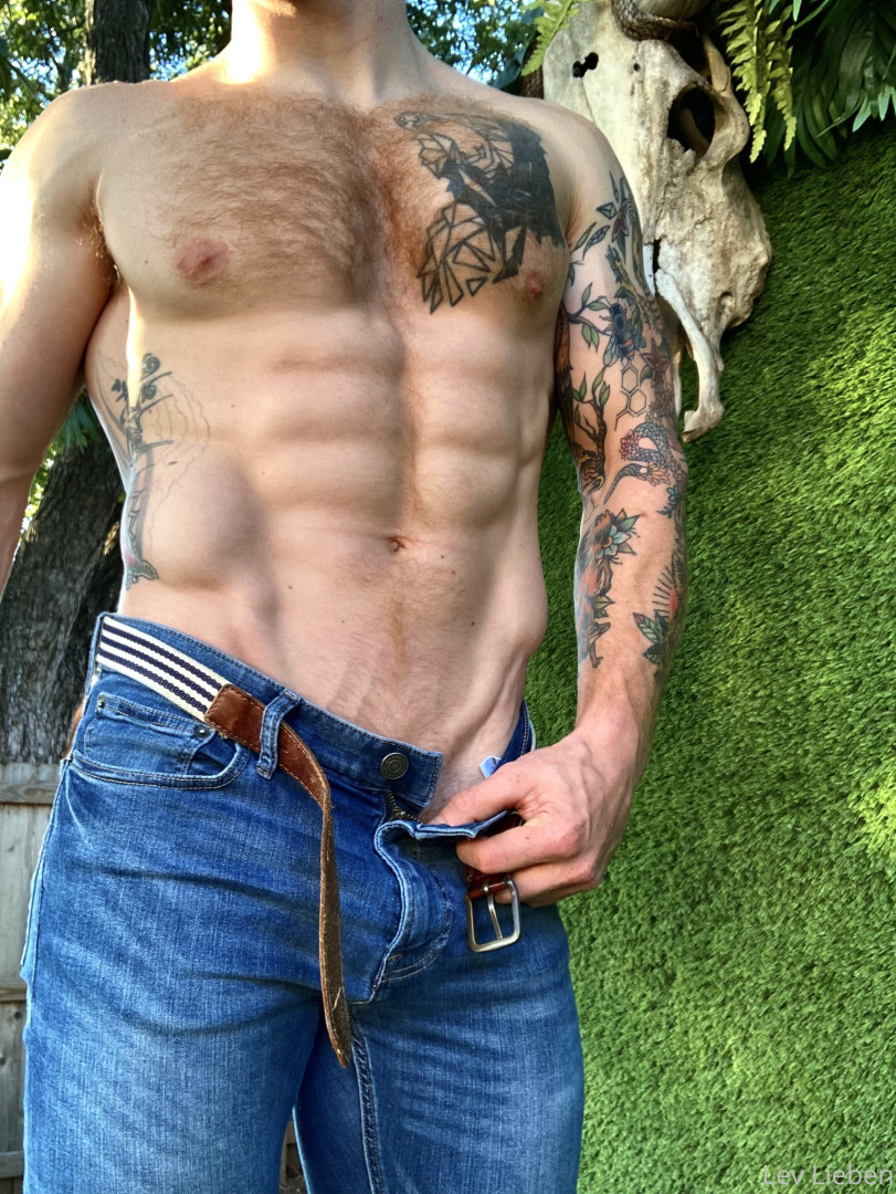 Photo by levlieben published on May 23,2023 01:19:49 - BestThots