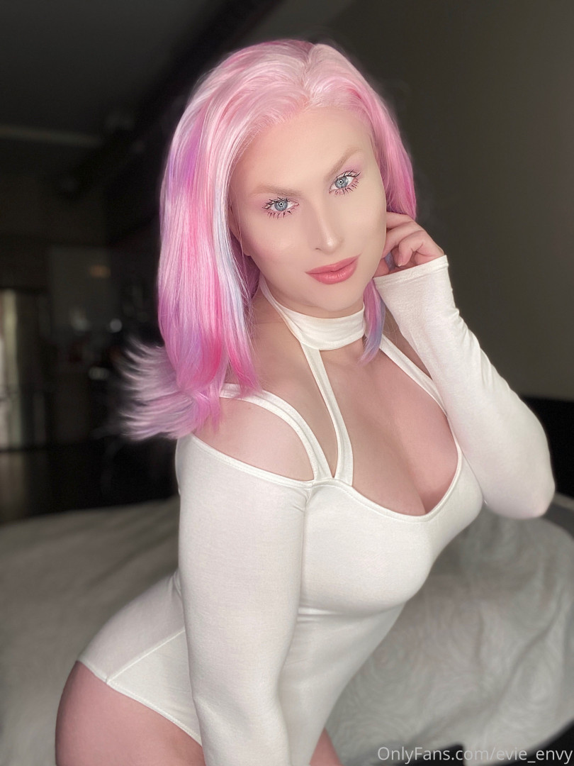 Photo by evie_envy published on July 13,2023 11:02:05 - BestThots