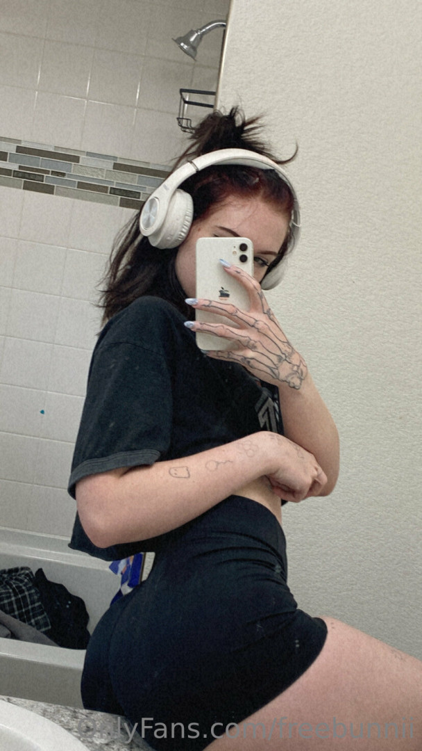 Photo by freebunnii published on July 29,2023 10:49:20 - BestThots