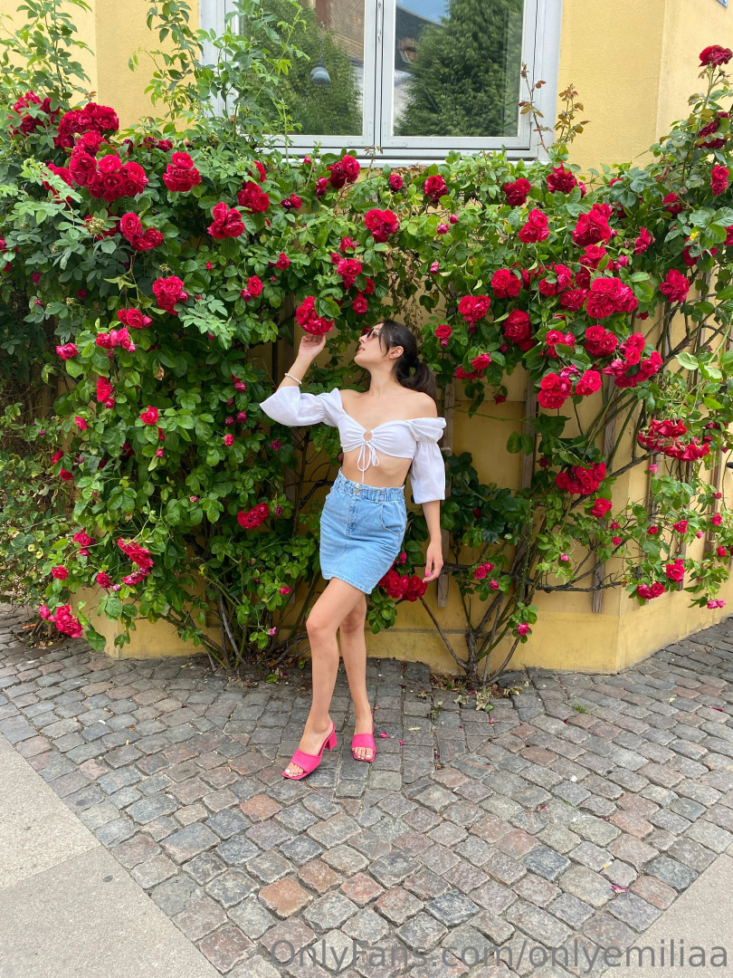 Photo by onlyemiliaa published on May 19,2023 19:32:05 - BestThots