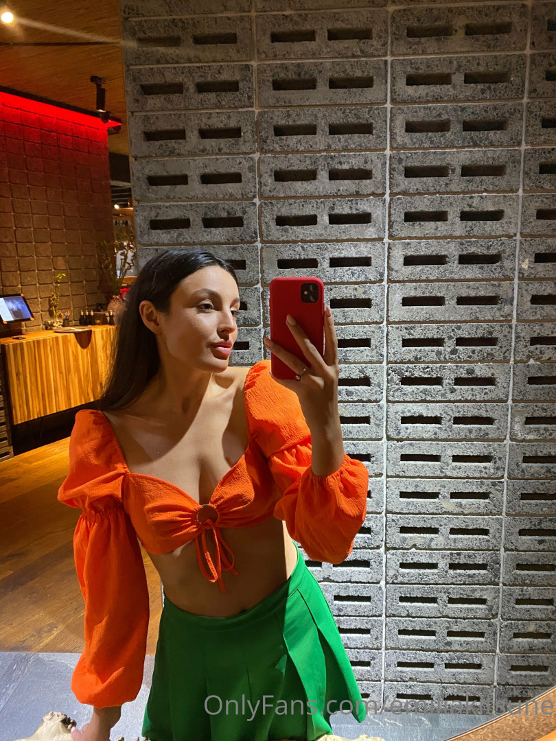 Photo by onlyemiliaa published on May 19,2023 19:32:29 - BestThots