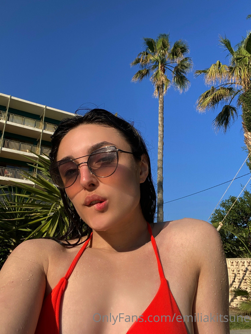 Photo by onlyemiliaa published on May 19,2023 19:32:39 - BestThots
