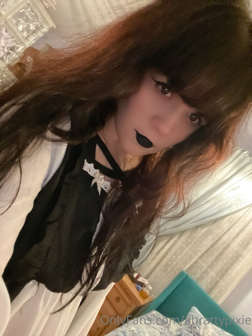Photo by abrattypixie published on October 16,2023 20:22:52 - BestThots
