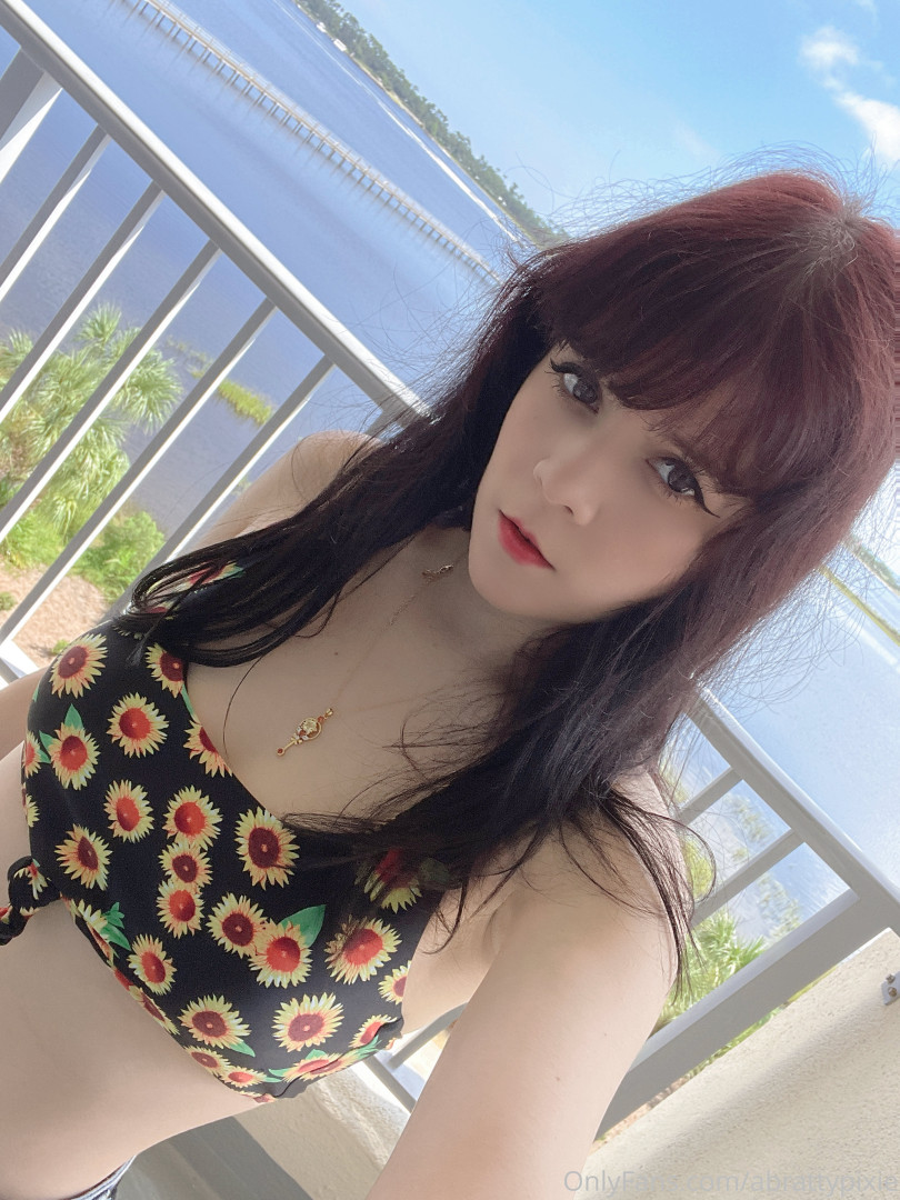 Photo by abrattypixie published on October 16,2023 20:26:45 - BestThots