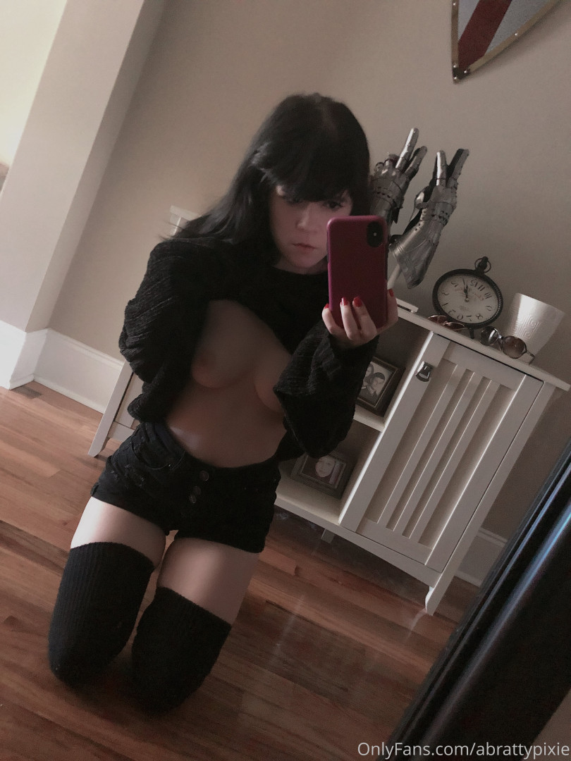 Photo by abrattypixie published on October 16,2023 21:03:49 - BestThots