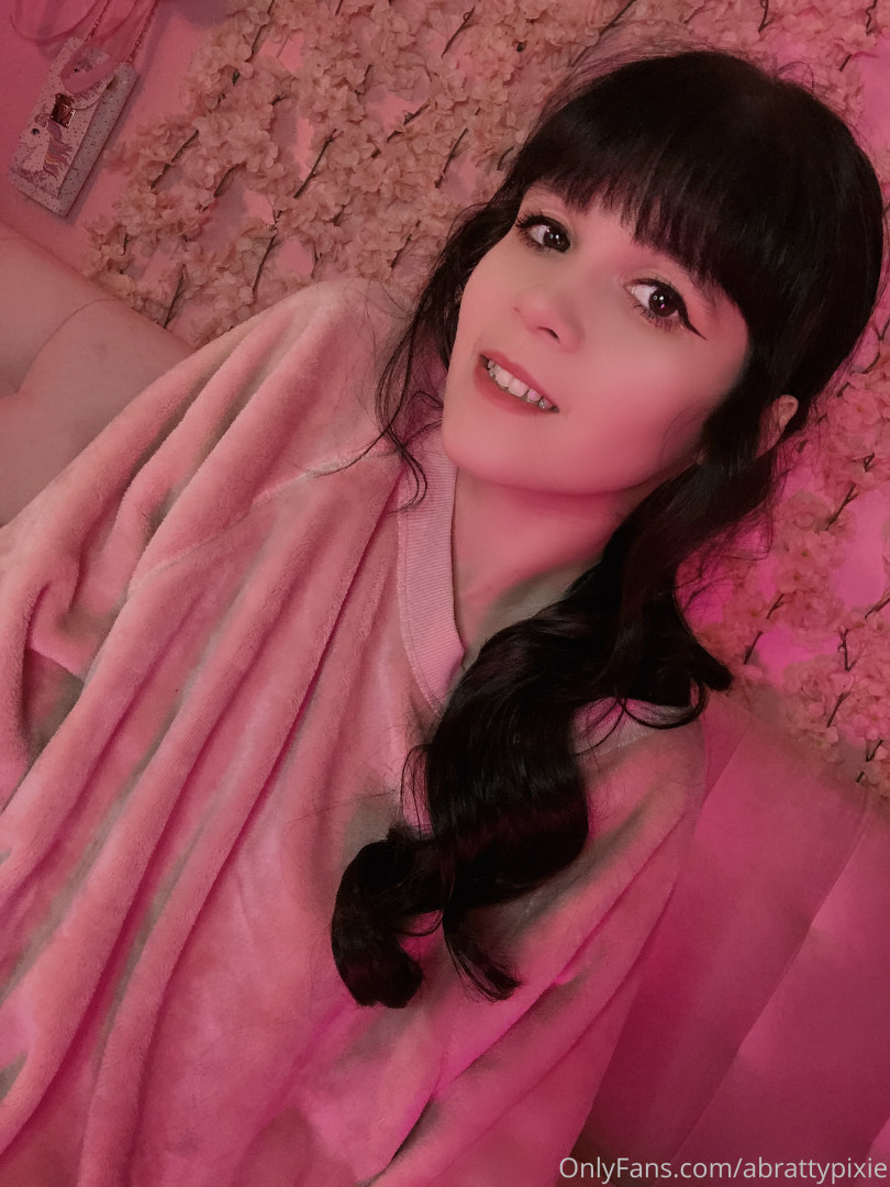 Photo by abrattypixie published on October 16,2023 21:32:53 - BestThots