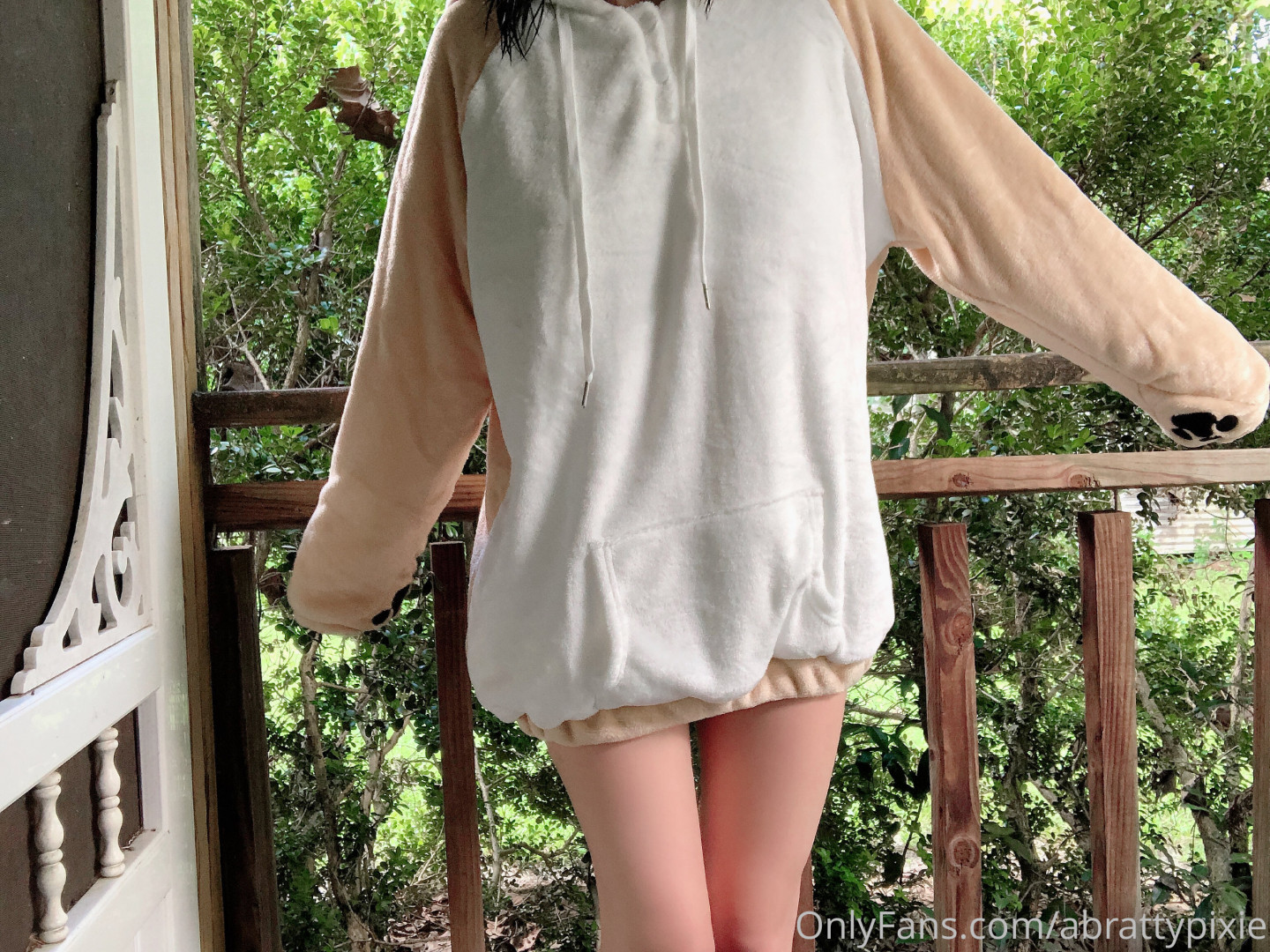 Photo by abrattypixie published on October 16,2023 21:48:09 - BestThots